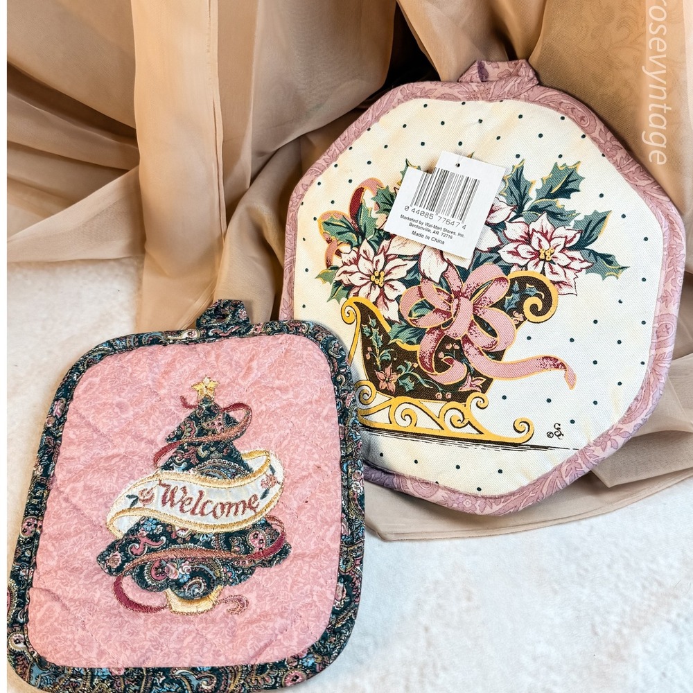 Pink and Green Holiday Pot Holders
